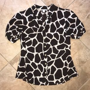 100% silk Banana Republic blouse Giraffe print S